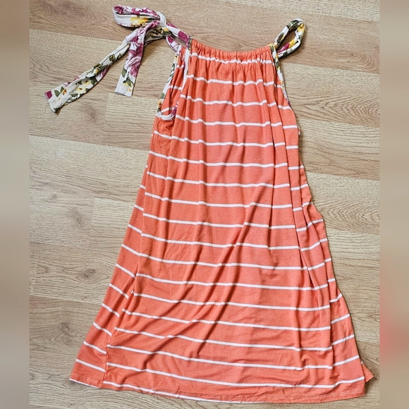 LOLLIPOP STAR STRIPED ORANGE DRESS - Picture 2 of 2